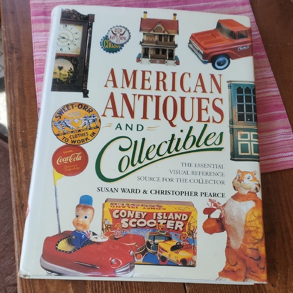 American Antiques and Collectibles Hardcover Book